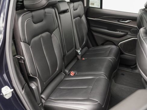 Used 2023 Jeep Grand Cherokee 4WD 4xe image 26