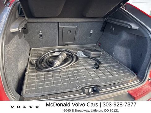 Used 2023 Volvo C40 P8 Recharge Plus w/ Climate Package AWD/4WD image 8
