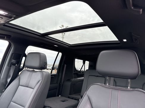 Used 2025 Chevrolet Suburban RST w/ Sun And Tow Package image 16