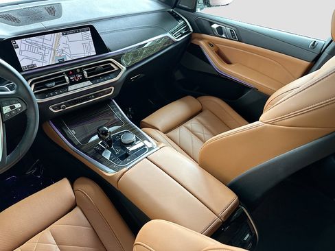 Used 2023 BMW X5 xDrive40i w/ Parking Assistance Package image 25