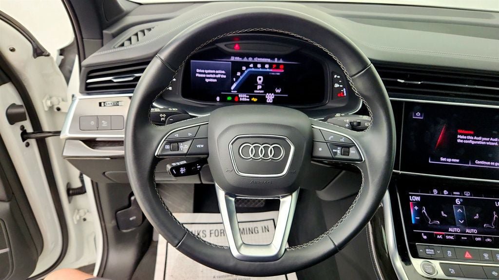 Used 2025 Audi Q7 3.0T Premium Plus AWD/4WD image 13