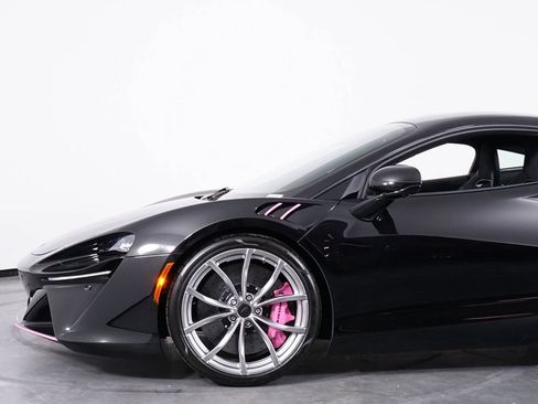 New 2026 McLaren Artura RWD image 21