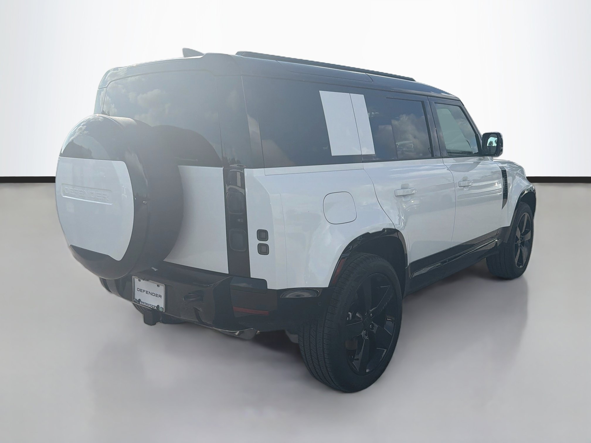 New 2026 Land Rover Defender 110 X-Dynamic SE AWD/4WD image 5