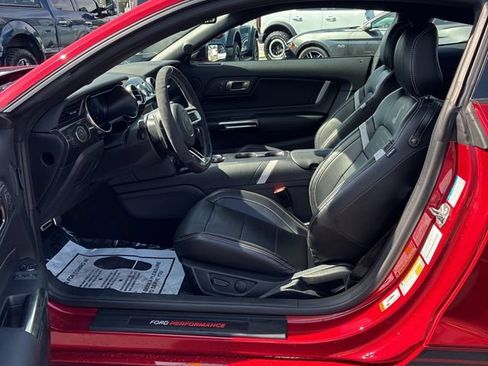 Used 2020 Ford Mustang Shelby GT500 w/ Technology Package RWD image 5