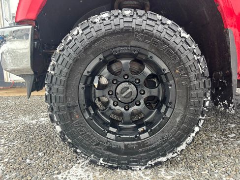 Used 2010 Ford F250 XLT image 11