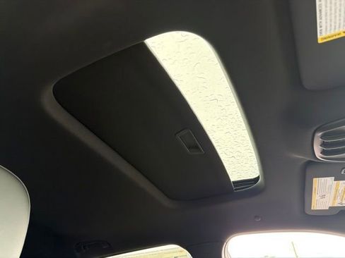 New 2026 Chevrolet Trax RS w/ Sunroof Package FWD image 24