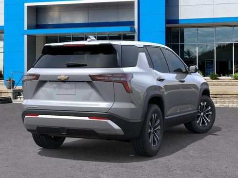 New 2026 Chevrolet Equinox LT w/ Convenience Package II FWD image 4