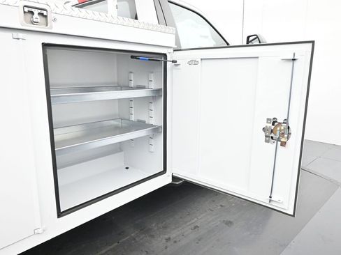 New 2025 Ford F450 XL w/ XL Chrome Package image 24