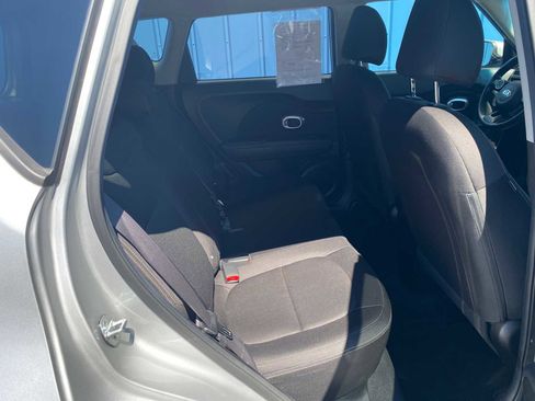 Used 2017 Kia Soul image 24