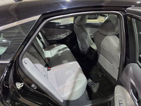 Used 2019 Toyota Avalon XSE w/ All Weather Liner Package FWD image 29
