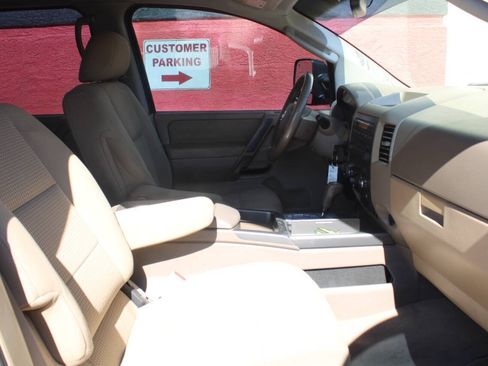 Used 2008 Nissan Titan SE RWD image 12