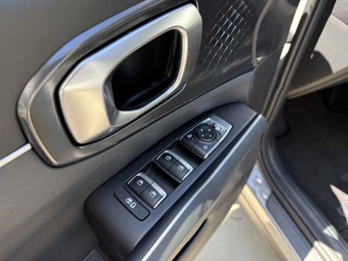 New 2025 Kia Sorento S w/ Panoramic Sunroof Package image 18