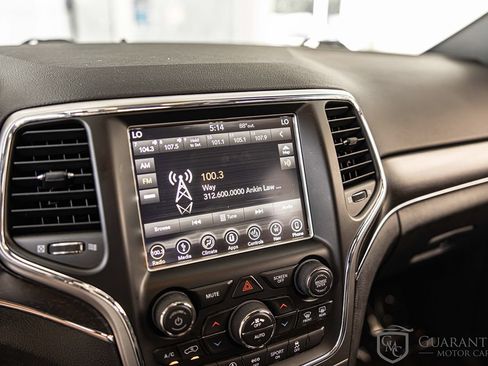 Used 2018 Jeep Grand Cherokee Limited AWD/4WD image 26