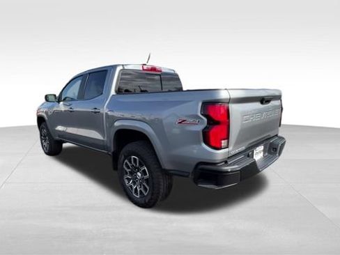 Certified 2024 Chevrolet Colorado Z71 w/ Z71 Convenience Package 2 AWD/4WD image 4