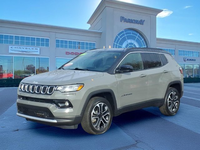 Certified 2024 Jeep Compass Limited AWD/4WD image 1