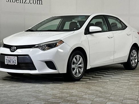 Used 2016 Toyota Corolla LE FWD image 8