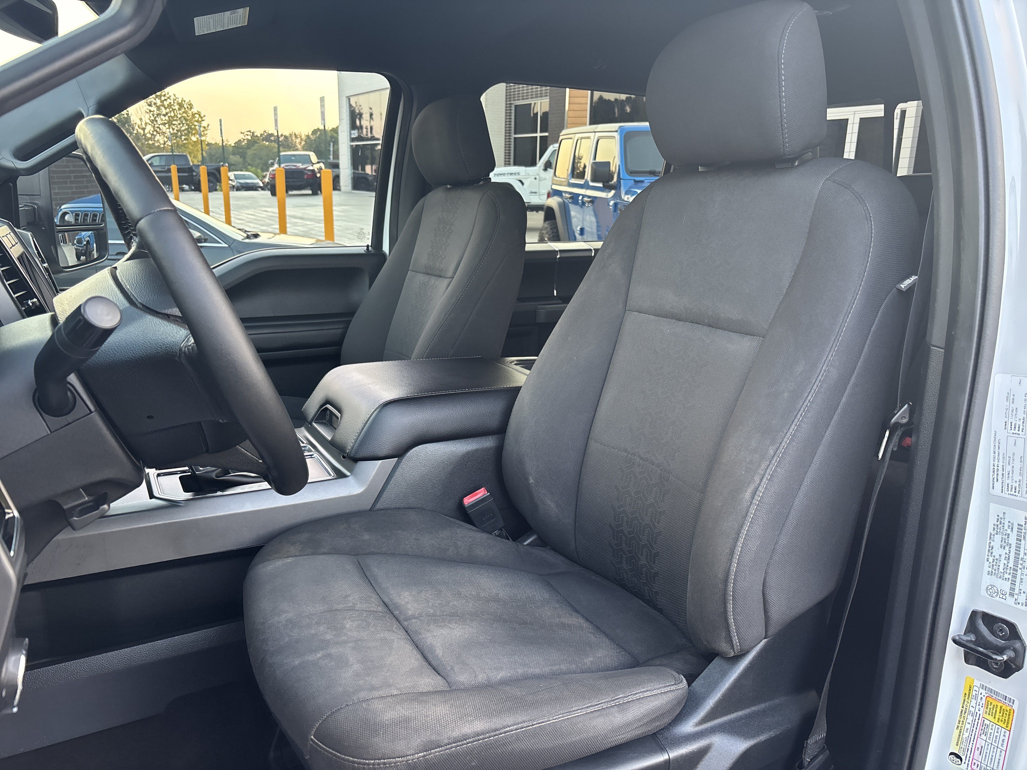 Used 2019 Ford F150 XLT w/ Equipment Group 302A Luxury AWD/4WD image 11
