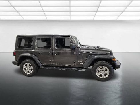 Used 2021 Jeep Wrangler Unlimited Sport AWD/4WD image 3