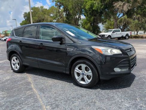 Used 2014 Ford Escape SE FWD image 2
