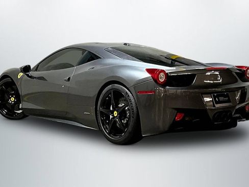 Used 2015 Ferrari 458 Italia Coupe RWD image 5