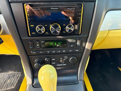 Used 2002 Ford Thunderbird RWD image 19