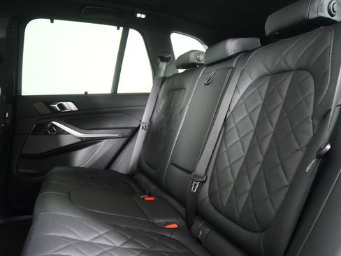 Used 2026 BMW X5 sDrive40i w/ Executive Package RWD image 16