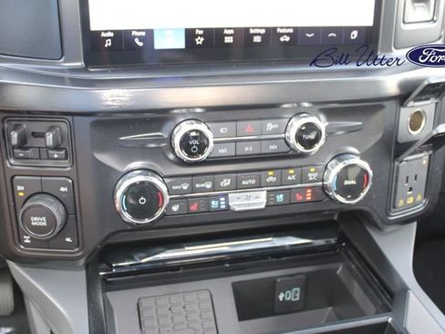 New 2026 Ford F250 Lariat w/ Black Appearance Package image 15