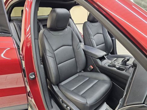Used 2019 Cadillac XT4 Sport w/ Cold Weather Package FWD image 20
