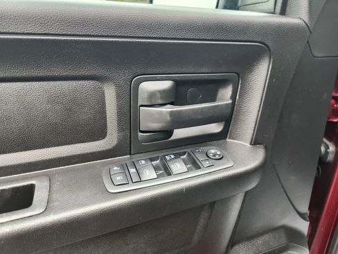Used 2019 RAM 1500 Express w/ Express Value Package AWD/4WD image 26