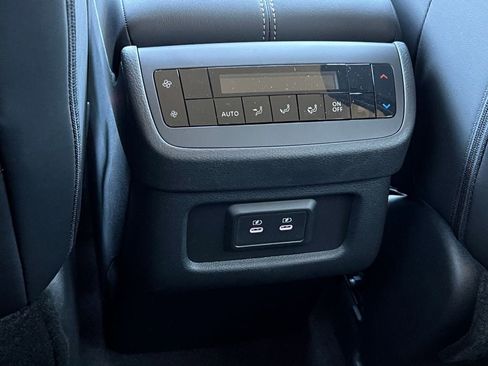 New 2026 Nissan Pathfinder SL AWD/4WD image 31