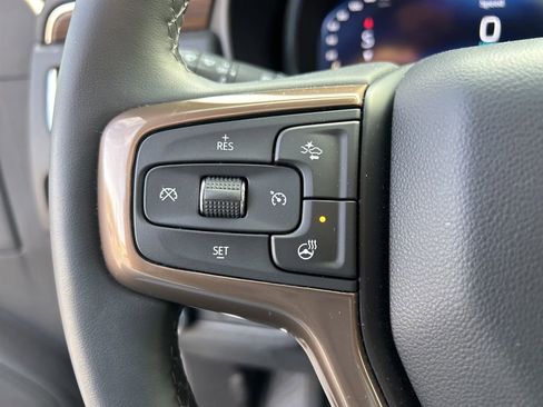 Used 2024 Chevrolet Tahoe High Country image 24