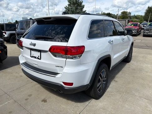 Used 2019 Jeep Grand Cherokee Limited AWD/4WD image 6