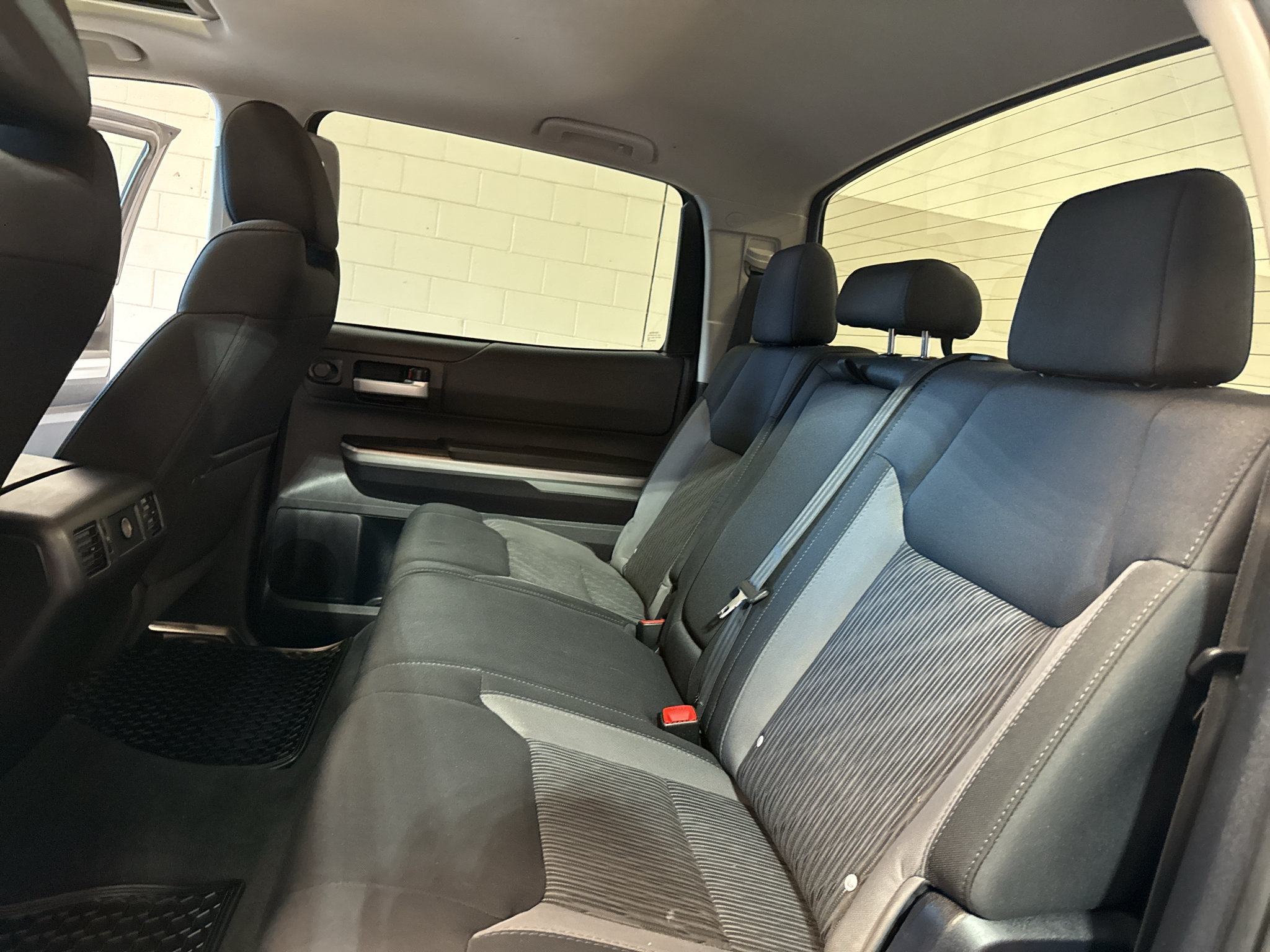 Used 2014 Toyota Tundra SR5 AWD/4WD image 30