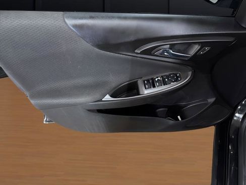 Used 2020 Chevrolet Malibu RS FWD image 11