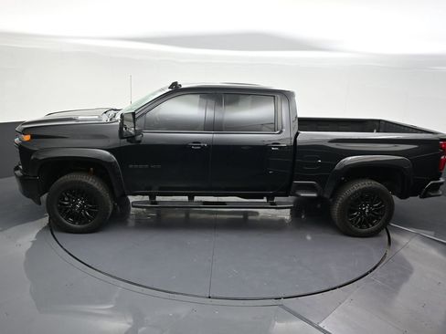 Used 2022 Chevrolet Silverado 2500 High Country w/ Z71 Off-Road Package image 16