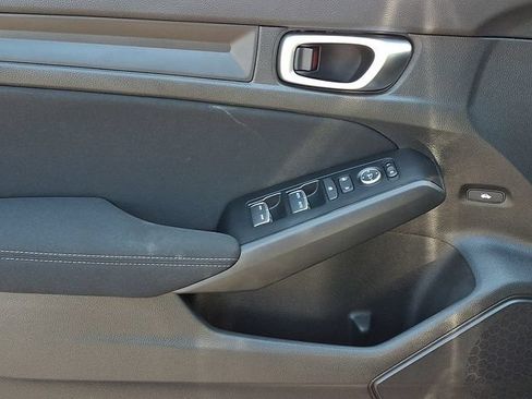 Used 2024 Honda Civic Sport image 12