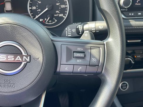 Used 2023 Nissan Rogue S FWD image 27