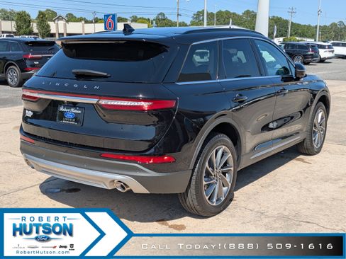 New 2025 Lincoln Corsair FWD w/ Equipment Group 101A image 6