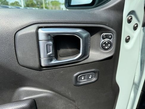 Used 2024 Jeep Wrangler Sport AWD/4WD image 21