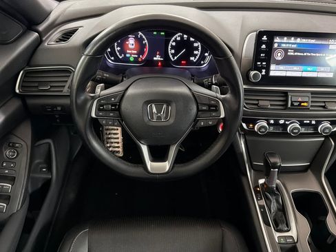 Used 2019 Honda Accord Sport image 14