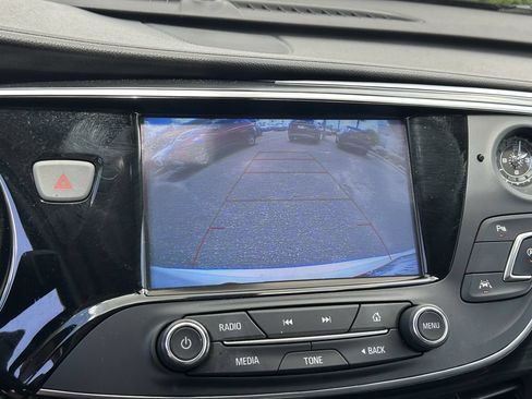 Used 2020 Buick Envision Premium AWD/4WD image 28