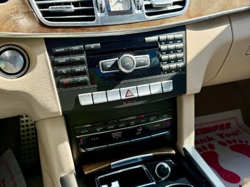 Used 2015 Mercedes-Benz E 350 4MATIC Sedan image 34