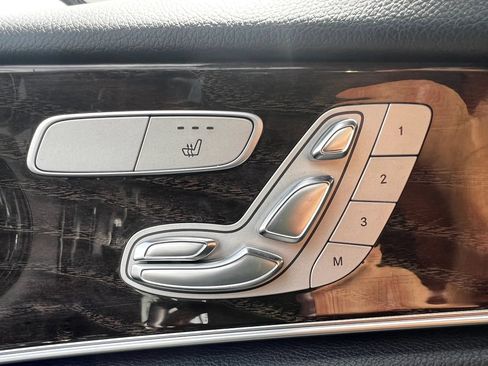 Used 2019 Mercedes-Benz E 450 4MATIC Sedan w/ Premium Package image 47