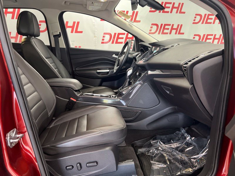 Used 2016 Ford Escape Titanium AWD/4WD image 13