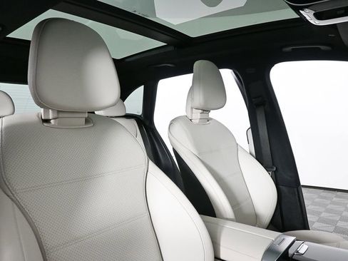 Certified 2024 Mercedes-Benz GLC 300 4MATIC image 21