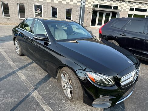 Used 2019 Mercedes-Benz E 450 4MATIC Sedan image 1