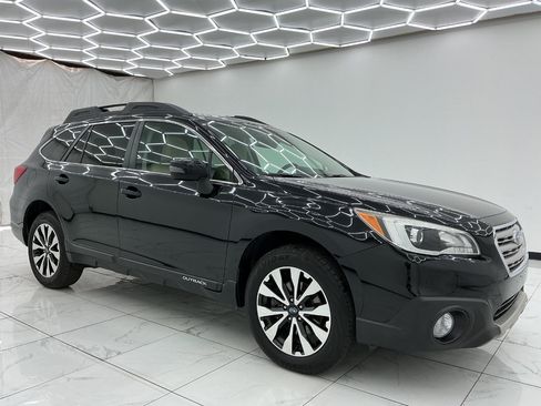 Used 2017 Subaru Outback 3.6R Limited AWD/4WD image 7