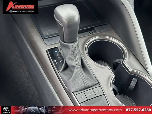 Used 2024 Toyota Camry SE w/ Cold Weather Package FWD image 36