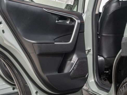 Used 2020 Toyota RAV4 Adventure image 30