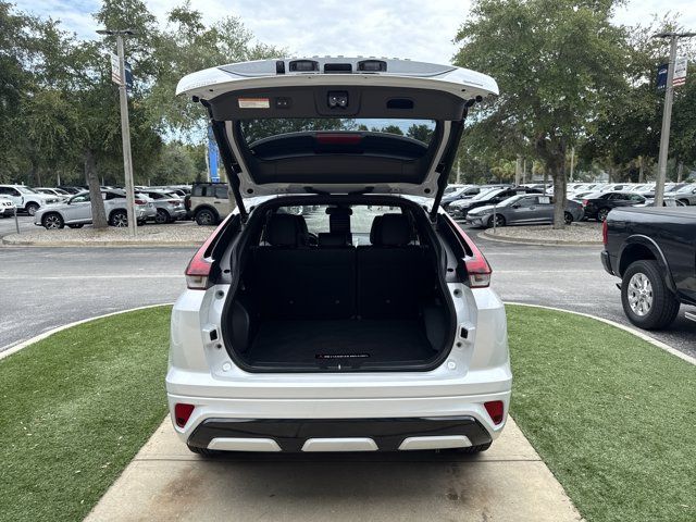 Used 2024 Mitsubishi Eclipse Cross SEL AWD/4WD image 5